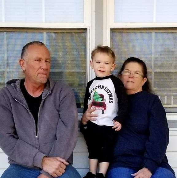 Meet your Posher, Lisa - Picture 1 of 1